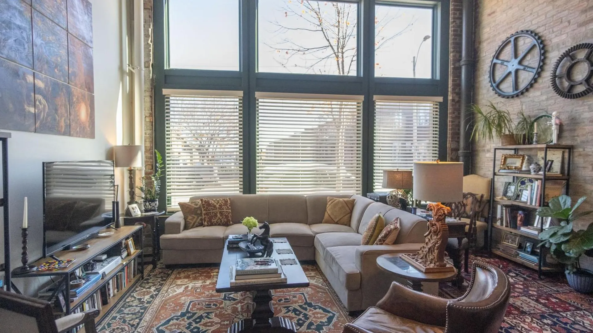 Elegant Downtown Memphis Loft - Walk To Beale St! Apartment 0*,  United States